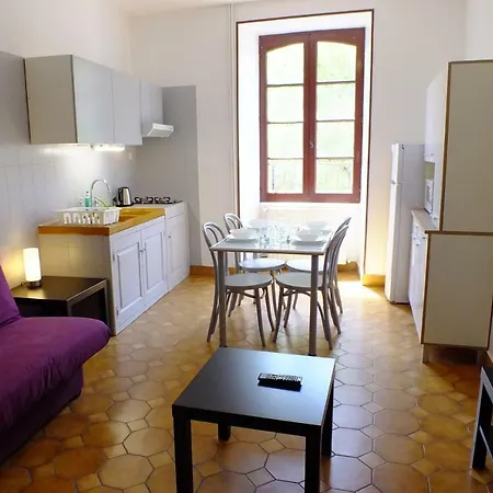 Coeur De Village Apartment